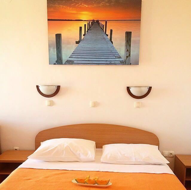 Guest House Mamut คาชเตลา ภายนอก รูปภาพ