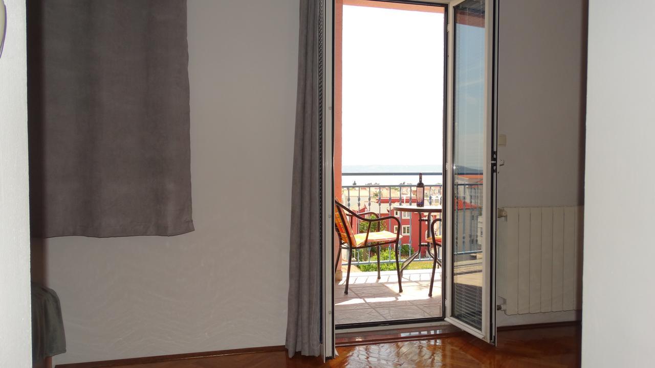 Guest House Mamut คาชเตลา ภายนอก รูปภาพ